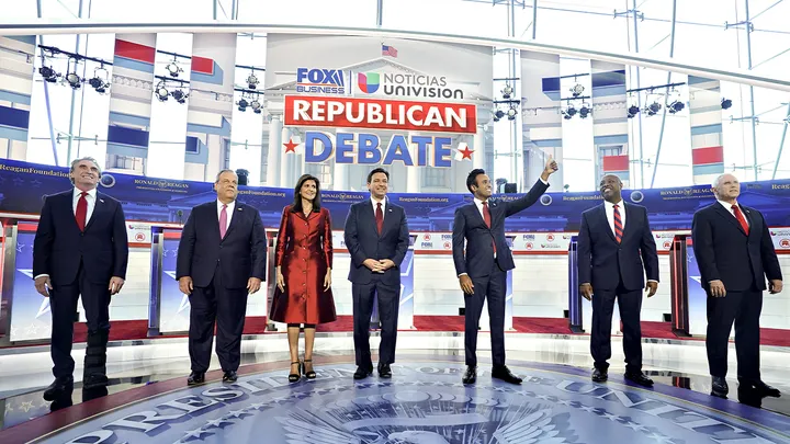 GOP Debate Round Two Hailed As Clown Show - Justice Through Music Gop ...